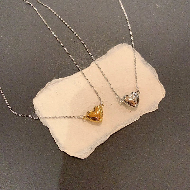 Love magnet necklace