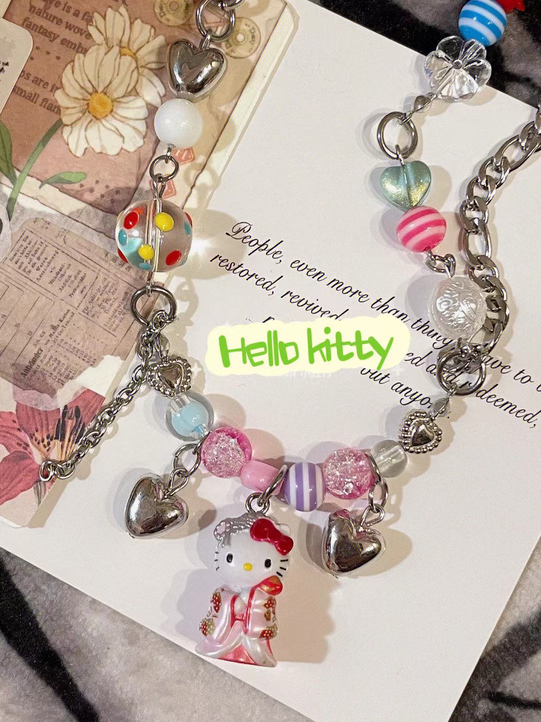 handmade y2k kitty necklace