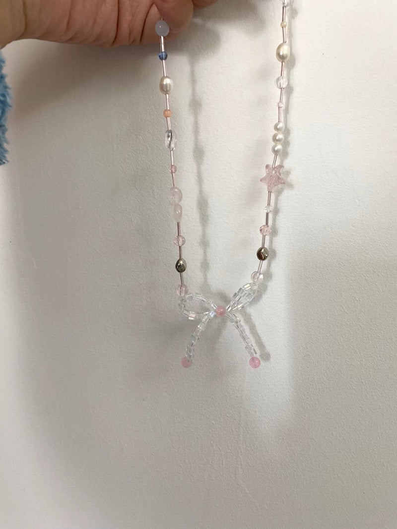 bow beaded necklace