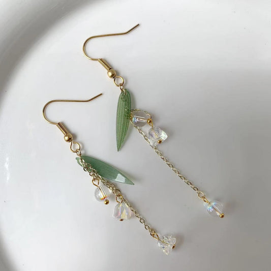Green leaves earrings