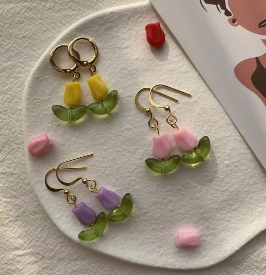 cute tulips earrings