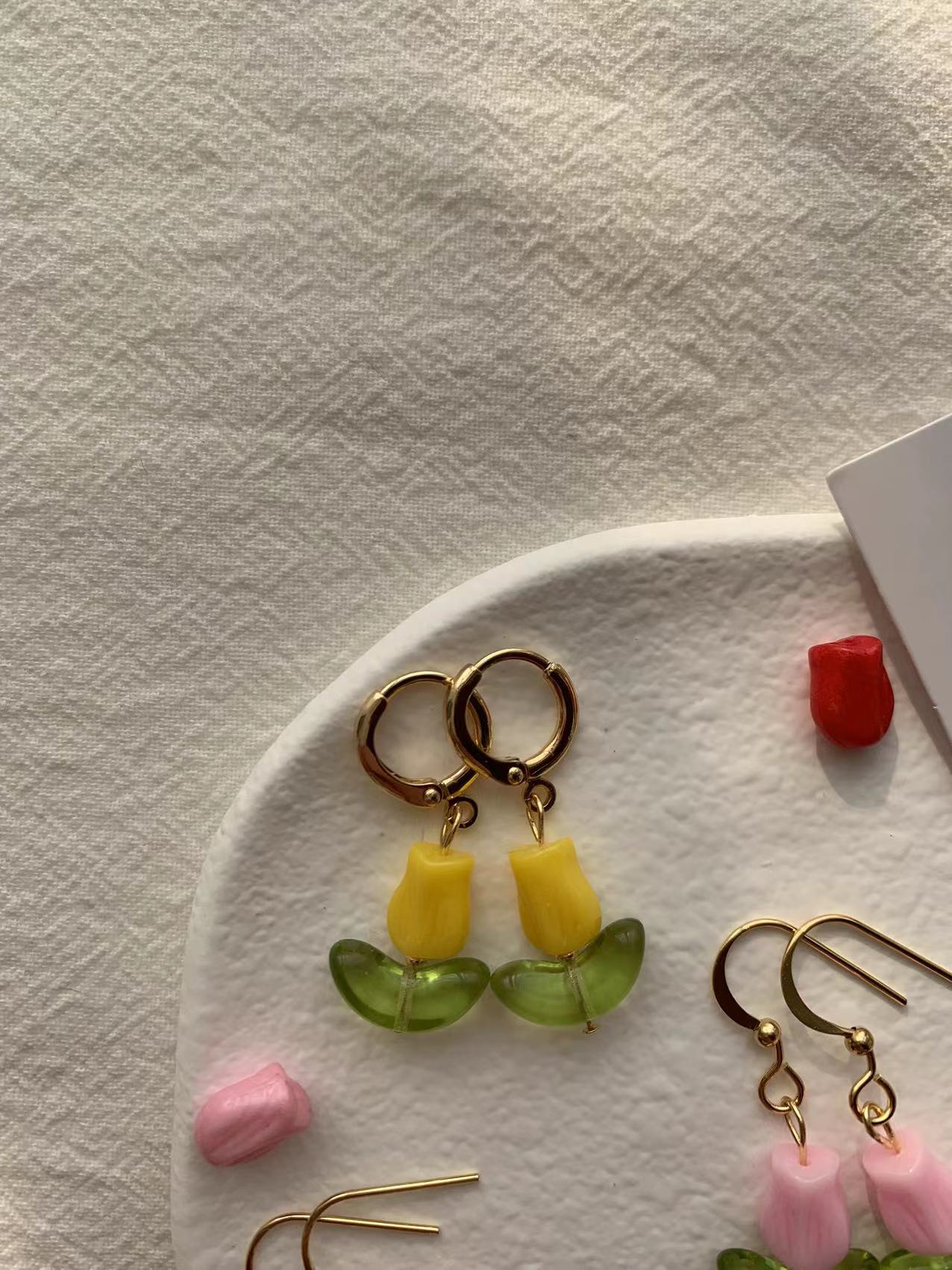cute tulips earrings
