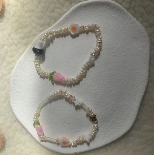 A set Tulip pearl Elastic rope  bracelet